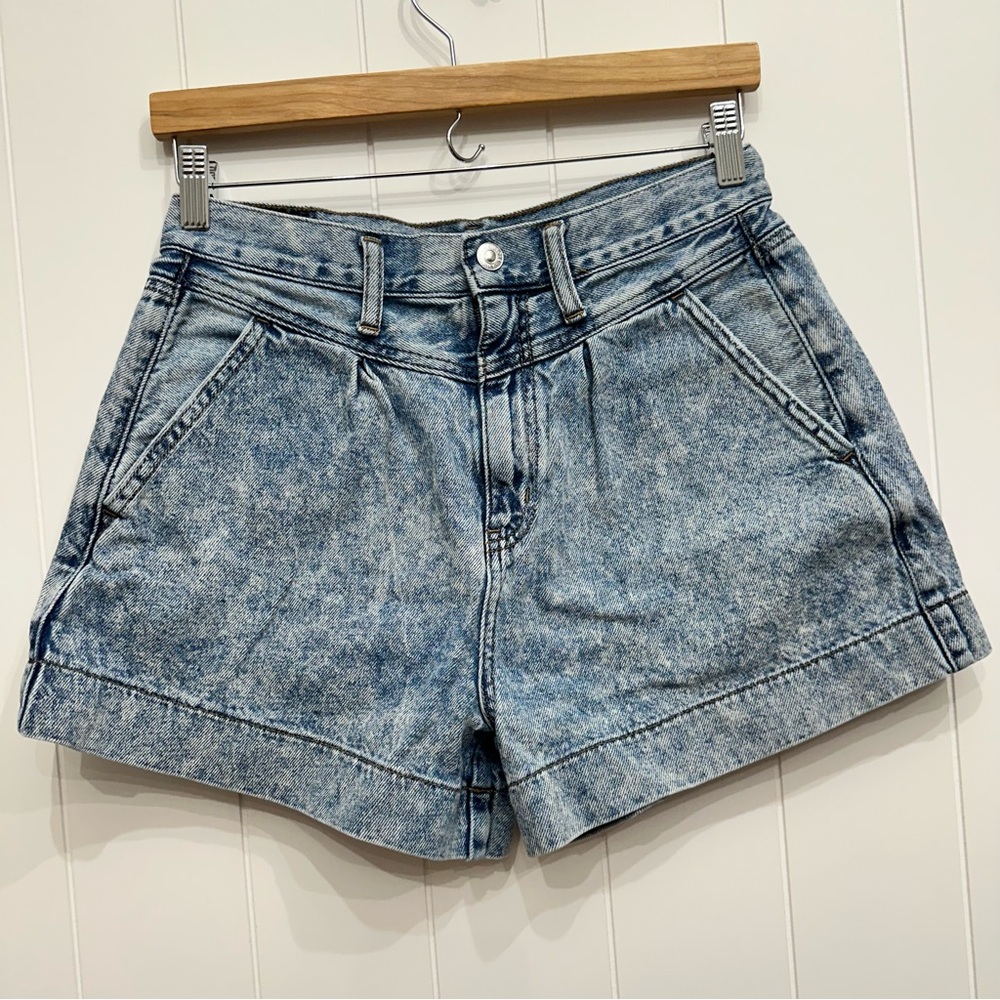 American Eagle Outfitters Light Wash High Waist Denim Shorts